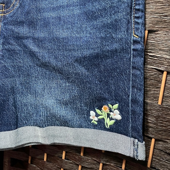 Cat & Jack Girls' Embroidered Midi Jean Shorts -size 10 to 12 Plus | #957 - Picture 2 of 8